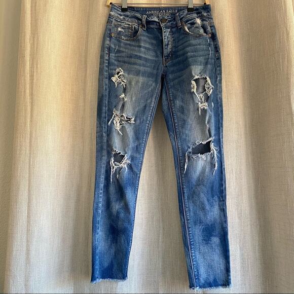 American Eagle Outfitters Tomgirl Ripped Jeans size 0 - Picture 2 of 14